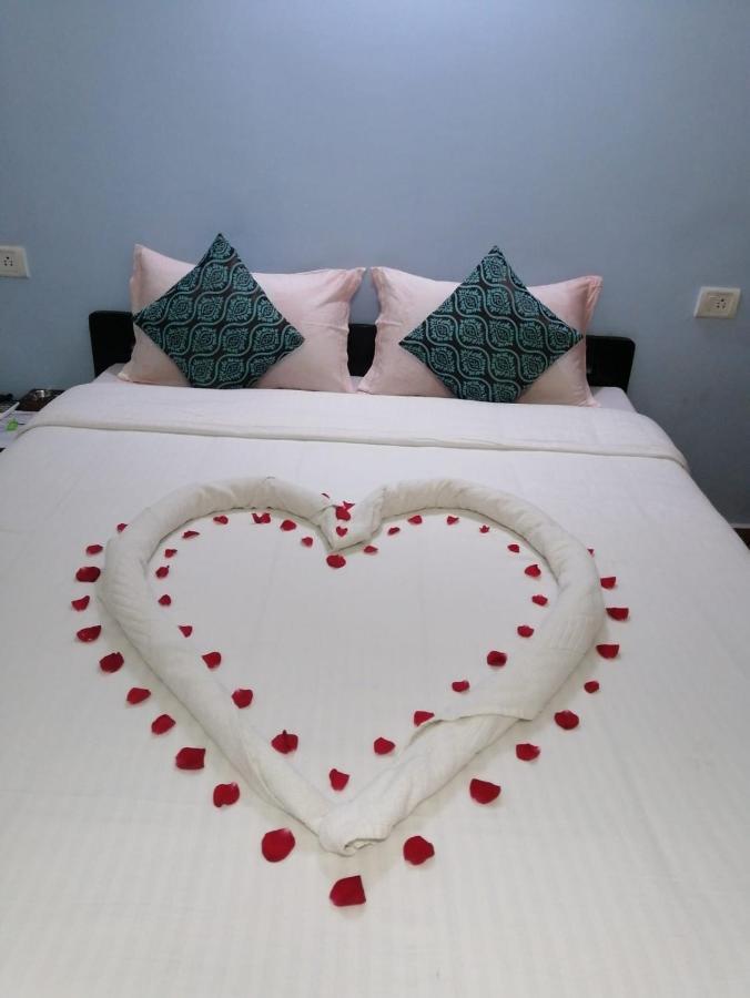 Spectrum Hub Beach Side Studio Apartment - Candolim - Goa Buitenkant foto